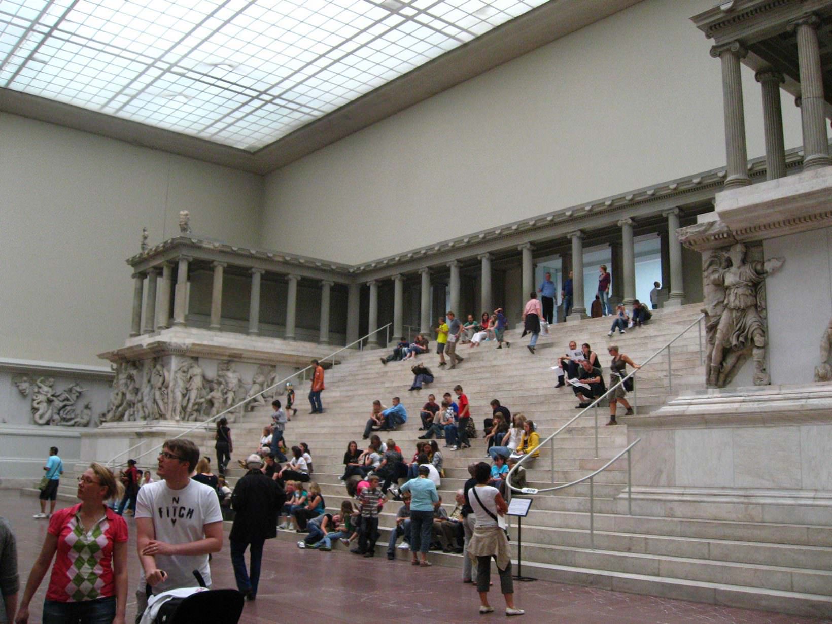 Zeus Sunağı ve Kaçırılış Hikayesi Tüm Detaylarıyla SD Blog